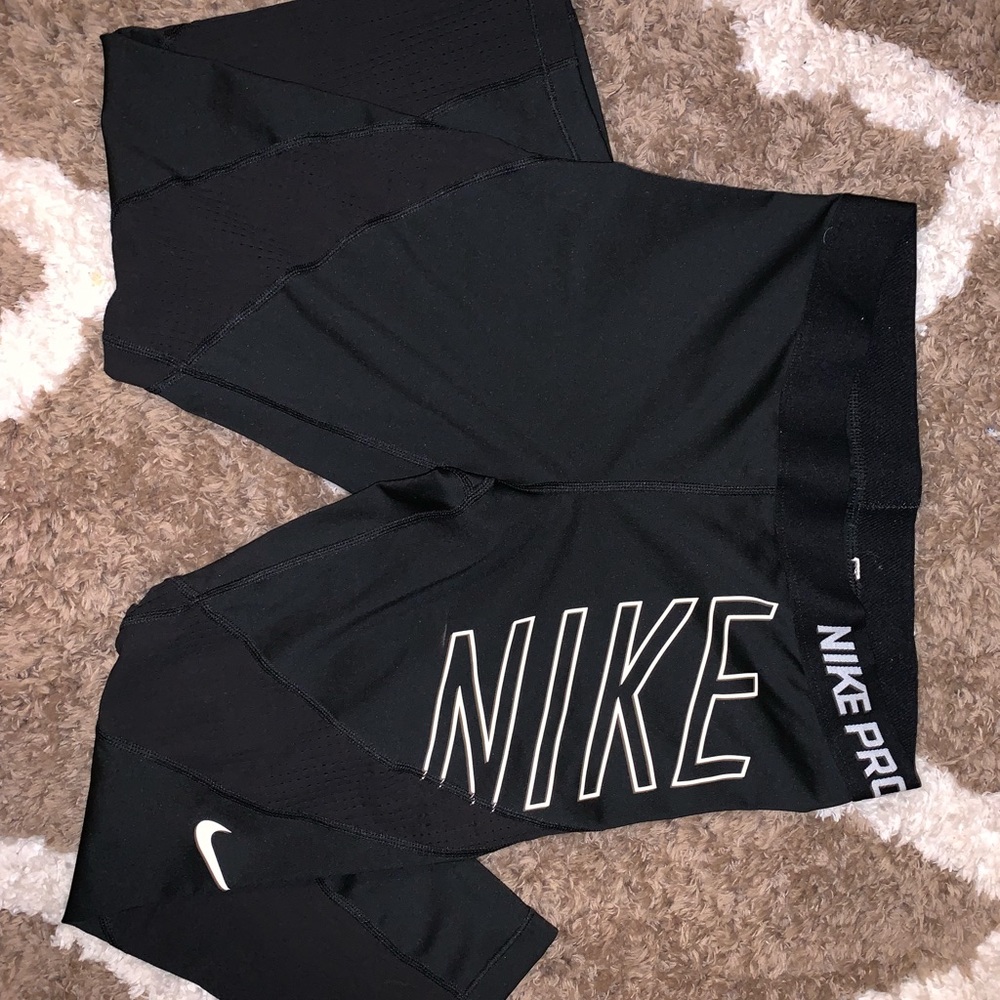 Nike Capri Workout leggings